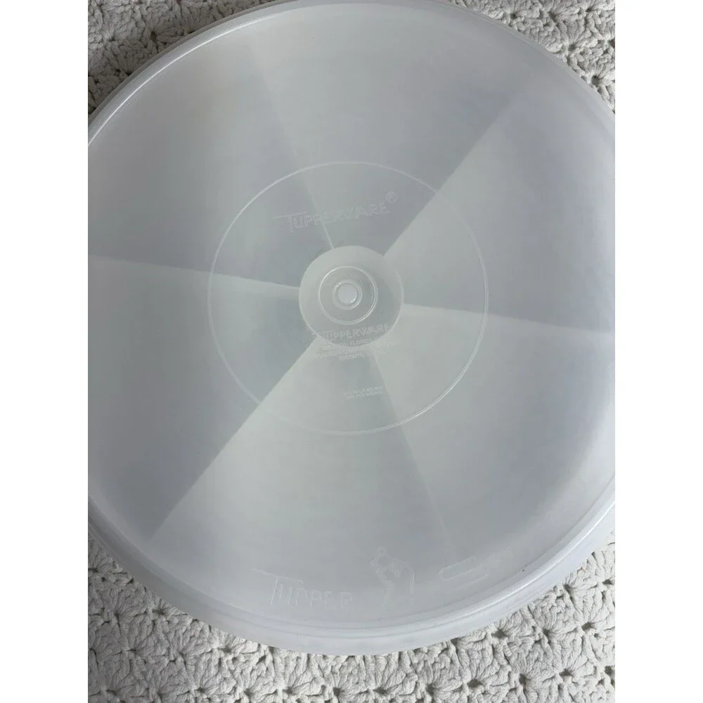 Tupperware 405-2 Party Susan Divided Relish Veggie Tray Lid 224-11 Vintage